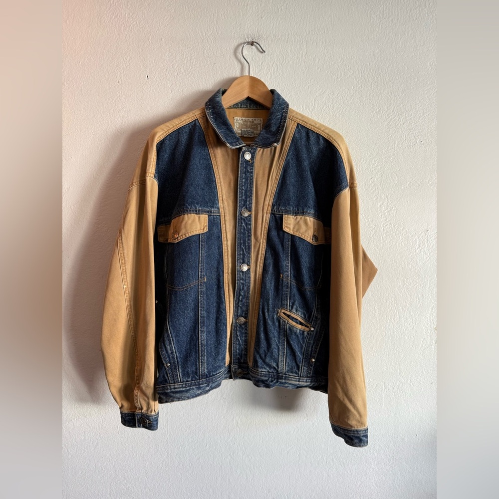 JORDACHE Vintage Contrasting Denim Jacket